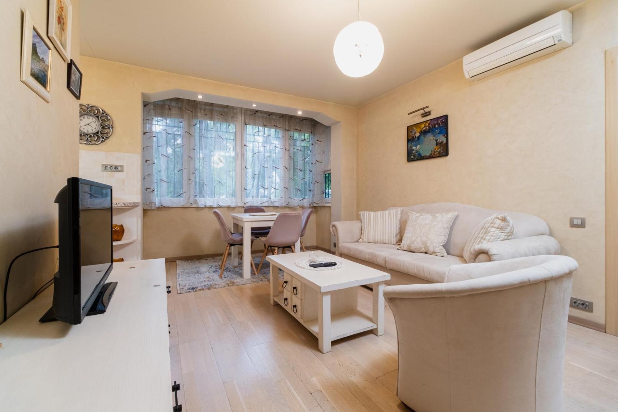 Elegant 1-Bedroom Apartment Plovdiv Eksteriør billede